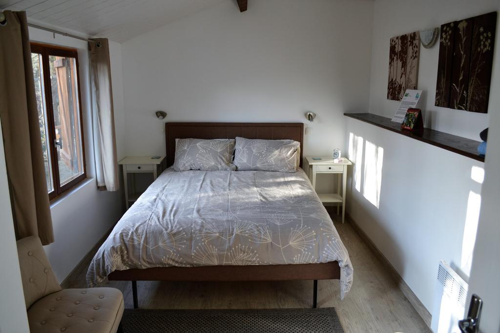 Le Moulin De Lusseau Bed and Breakfast Chef-Boutonne Exterior foto